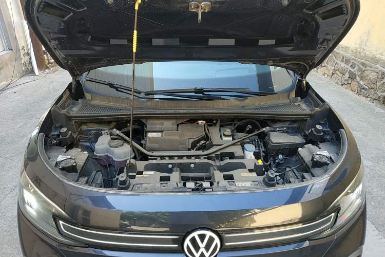 Used Volkswagen ID.6 CROZZ 2022 Long-Range PRO Edition Engine Bay