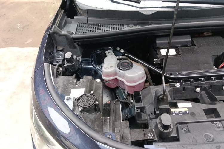 Used Volkswagen ID.6 CROZZ 2022 Long-Range PRO Edition Engine Bay Right