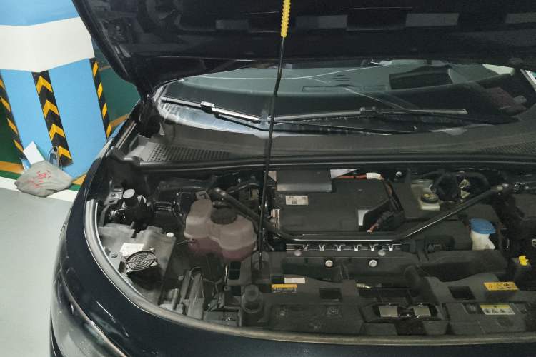 Used Volkswagen ID.6 CROZZ 2022 Long-Range PRO Edition Engine Bay Right