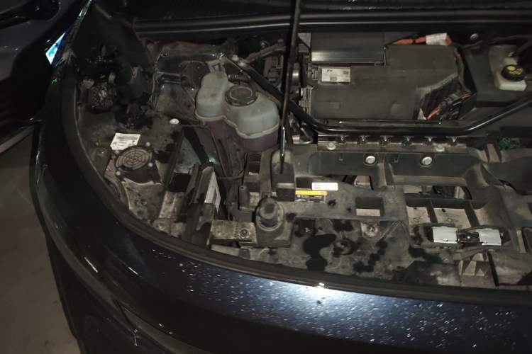 Used Volkswagen ID.6 CROZZ 2022 Long-Range PRO Edition Engine Bay Right