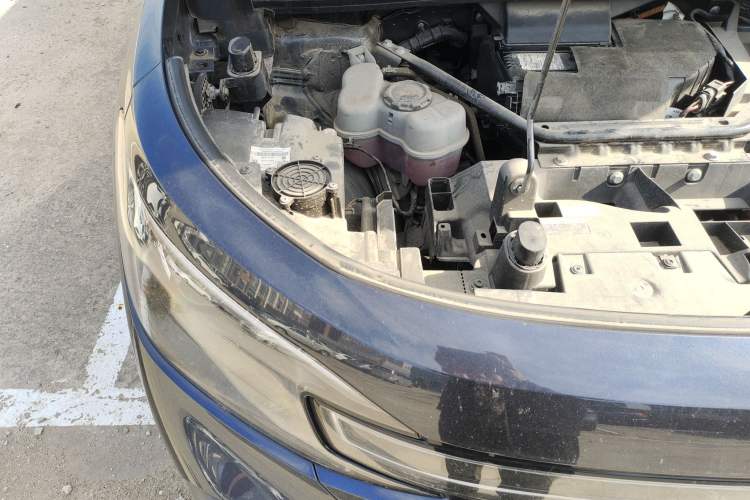 Used Volkswagen ID.6 CROZZ 2022 Long-Range PRO Edition Engine Bay Right