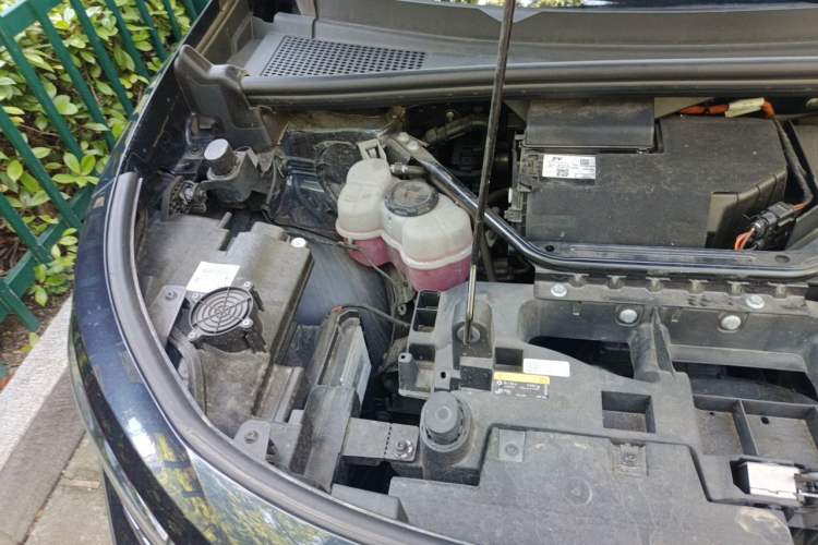 Used Volkswagen ID.6 CROZZ 2022 Long-Range PRO Edition Engine Bay Right
