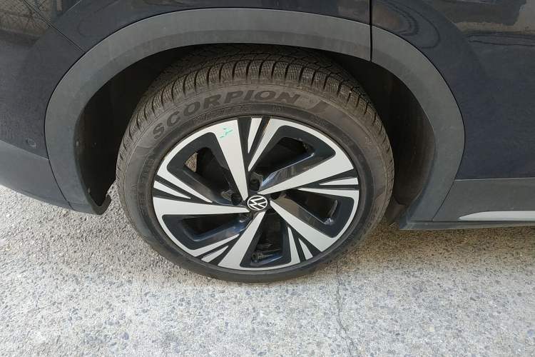 Used Volkswagen ID.6 CROZZ 2022 Long-Range PRO Edition Exterior 8