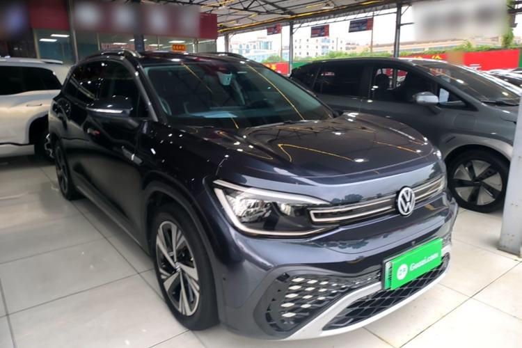 Used Volkswagen ID.6 CROZZ 2022 Long-Range PRO Edition Front Right 45 Deg