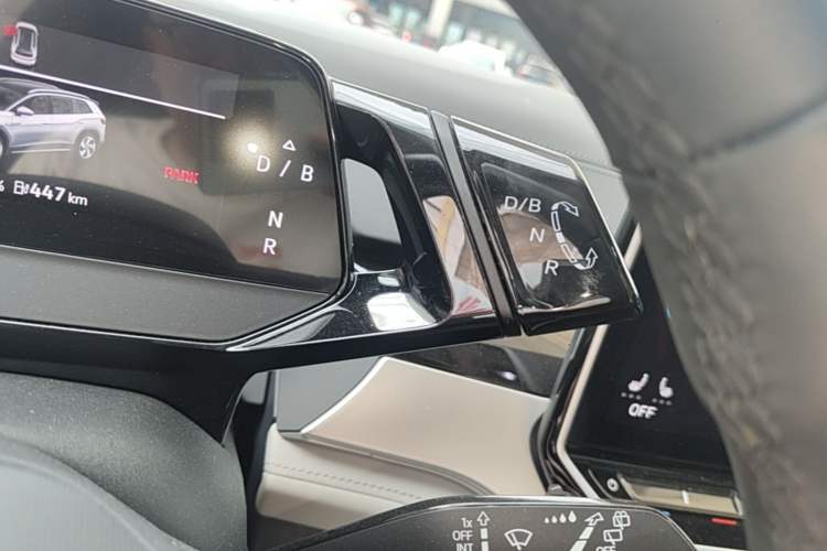 Used Volkswagen ID.6 CROZZ 2022 Long-Range PRO Edition Gear Lever