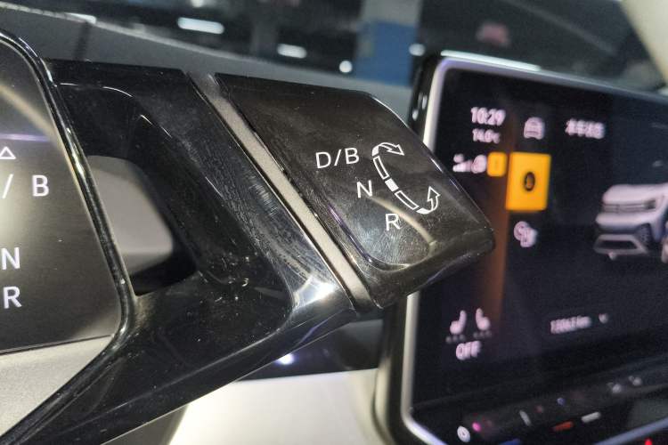 Used Volkswagen ID.6 CROZZ 2022 Long-Range PRO Edition Gear Lever