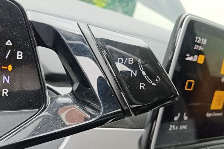 Used Volkswagen ID.6 CROZZ 2022 Long-Range PRO Edition Gear Lever