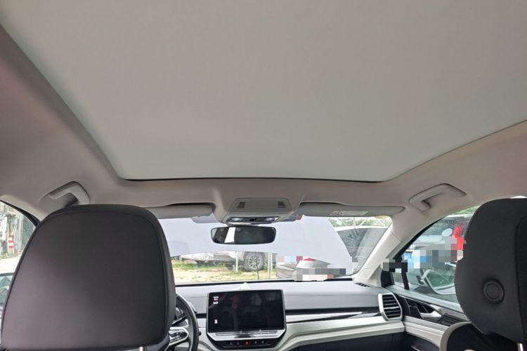 Used Volkswagen ID.6 CROZZ 2022 Long-Range PRO Edition Headliner