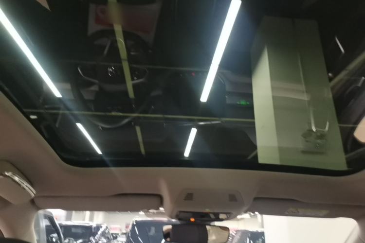 Used Volkswagen ID.6 CROZZ 2022 Standard Range PURE Edition Headliner