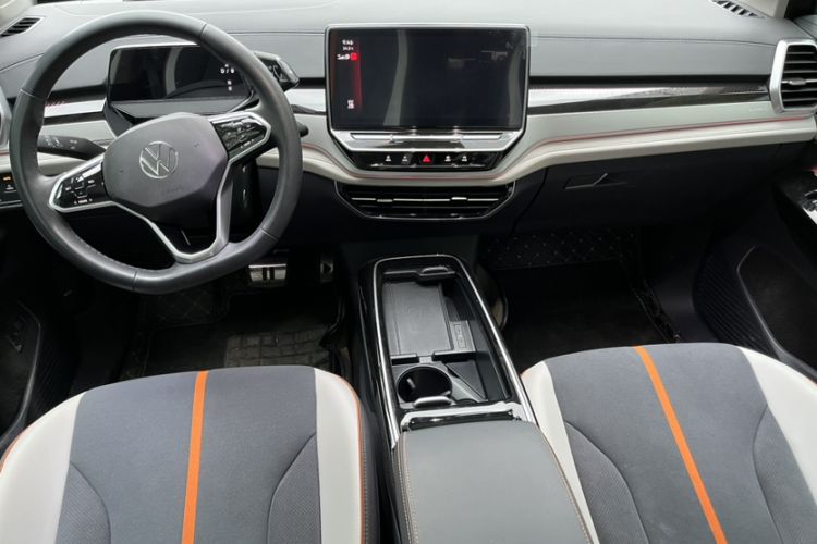 Used Volkswagen ID.6 CROZZ 2022 Long-Range PRO Edition Interior 1