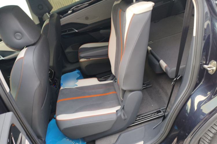 Used Volkswagen ID.6 CROZZ 2022 Long-Range PRO Edition Interior 4