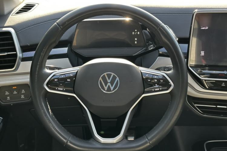 Used Volkswagen ID.6 CROZZ 2022 Long-Range Lite PRO Edition Interior 5