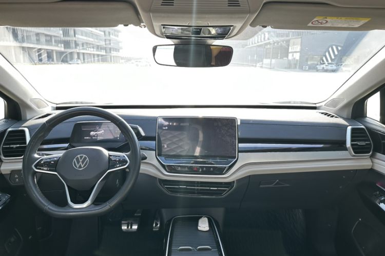 Used Volkswagen ID.6 CROZZ 2022 Long-Range Lite PRO Edition Interior 9