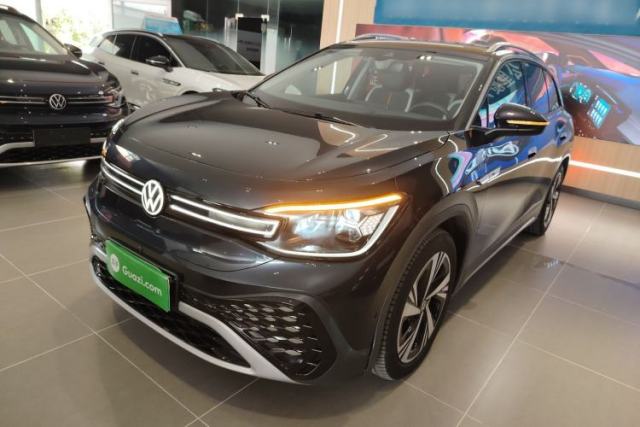 Ojetý Volkswagen ID.6 CROZZ 2022 Long-Range PRO Edition