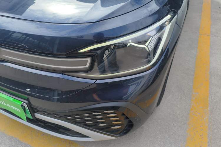 Used Volkswagen ID.6 CROZZ 2022 Long-Range PRO Edition Left Front Headlight