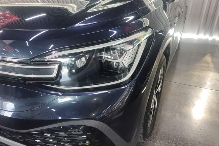 Used Volkswagen ID.6 CROZZ 2022 Long-Range PRO Edition Left Front Headlight