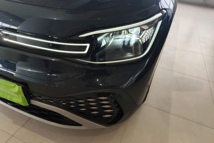 Used Volkswagen ID.6 CROZZ 2022 Long-Range PRO Edition Left Front Headlight