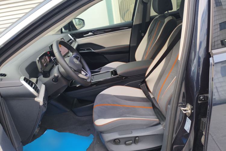 Used Volkswagen ID.6 CROZZ 2022 Long-Range PRO Edition Left Front Seat
