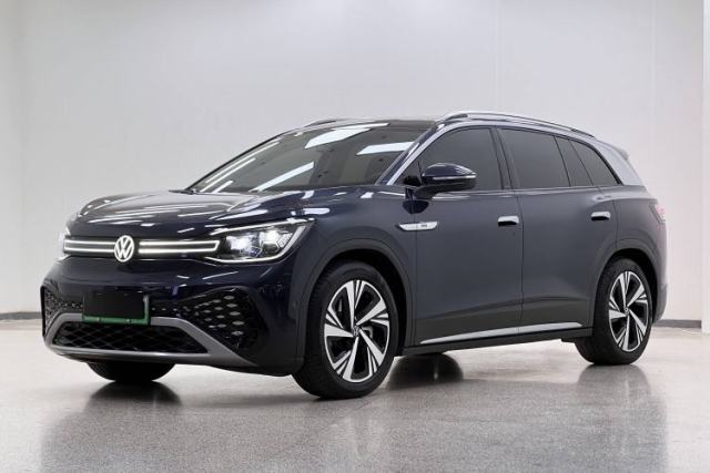 Volkswagen ID.6 CROZZ 2022 Long-Range PRO Edition usata