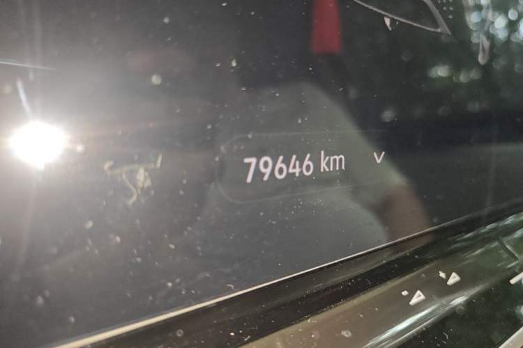 Used Volkswagen ID.6 CROZZ 2022 Long-Range PRO Edition Odometer Close Up