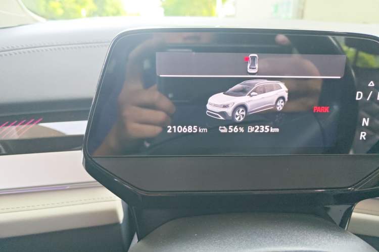 Used Volkswagen ID.6 CROZZ 2022 Long-Range PRO Edition Odometer Close Up