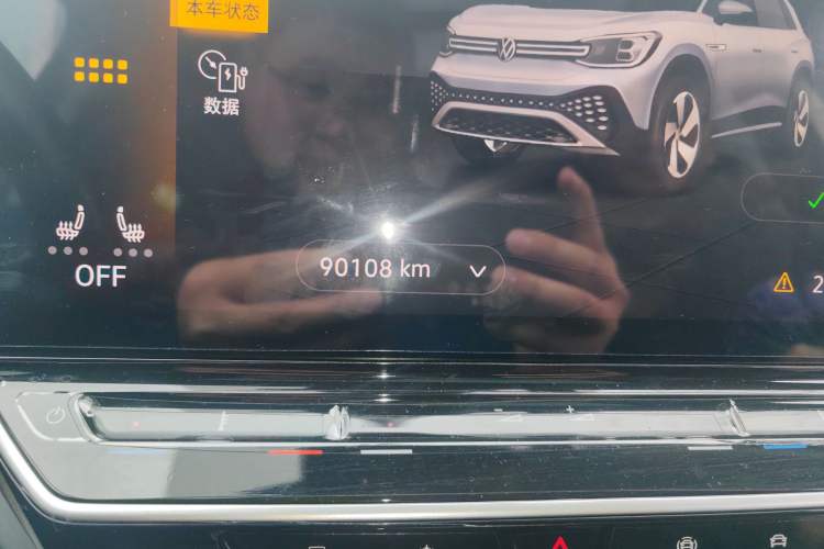 Used Volkswagen ID.6 CROZZ 2022 Long-Range PRO Edition Odometer Close Up
