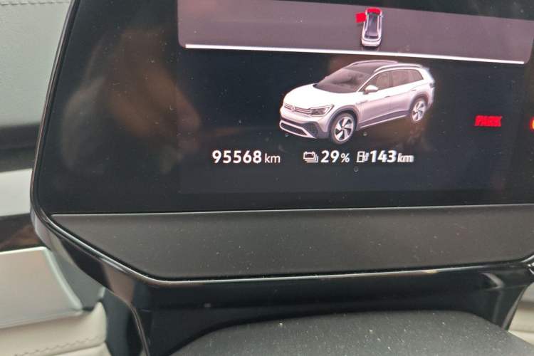 Used Volkswagen ID.6 CROZZ 2022 High-Performance PRIME Edition Odometer Close Up