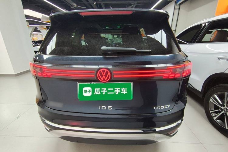 Used Volkswagen ID.6 CROZZ 2022 Long-Range PRO Edition Rear