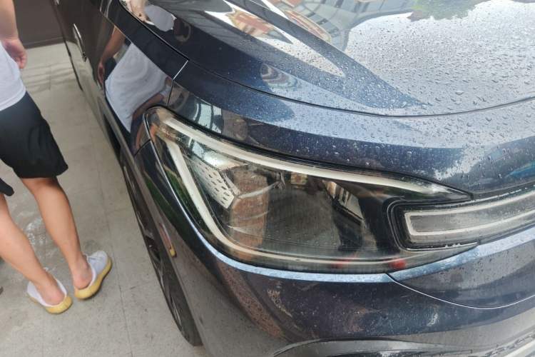Used Volkswagen ID.6 CROZZ 2022 Long-Range Lite PRO Edition Right Front Headlight