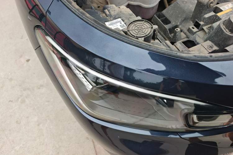 Used Volkswagen ID.6 CROZZ 2022 Long-Range PURE+ Edition Right Front Headlight