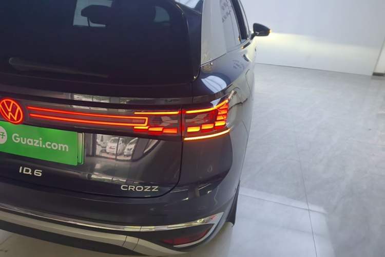 Used Volkswagen ID.6 CROZZ 2022 Long-Range Lite PRO Edition Right Rear Taillight