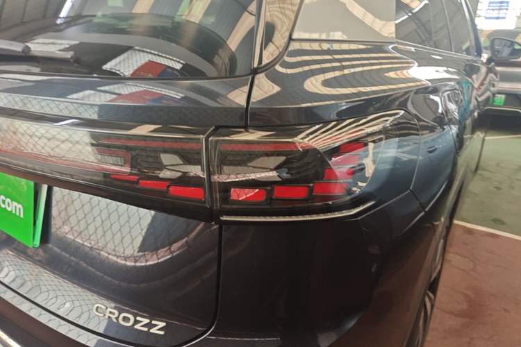 Used Volkswagen ID.6 CROZZ 2022 Standard Range PURE Edition Right Rear Taillight