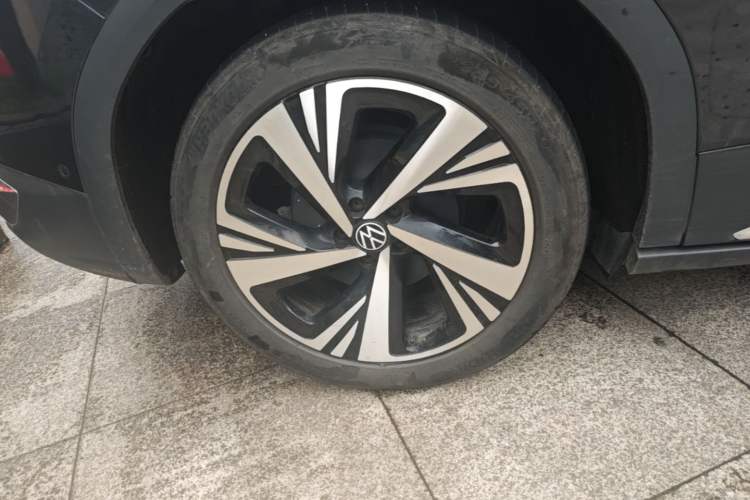Used Volkswagen ID.6 CROZZ 2022 Long-Range Lite PRO Edition Right Rear Wheel Hub