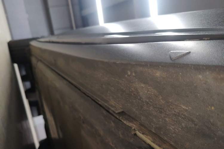 Used Volkswagen ID.6 CROZZ 2022 Long-Range PRO Edition Right Side Sill