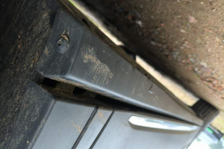 Used Volkswagen ID.6 CROZZ 2022 Long-Range PRO Edition Right Side Sill