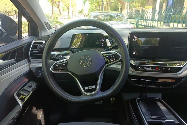 Used Volkswagen ID.6 CROZZ 2022 Long-Range PRO Edition Steering Wheel