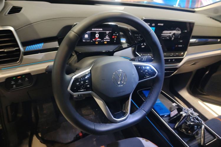 Used Volkswagen ID.6 CROZZ 2022 Long-Range PRO Edition Steering Wheel