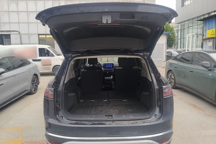Used Volkswagen ID.6 CROZZ 2022 Long-Range PRO Edition Trunk
