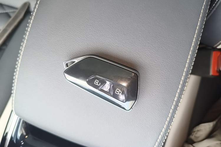 Used Volkswagen ID.6 CROZZ 2022 Long-Range PRO Edition Vehicle Key