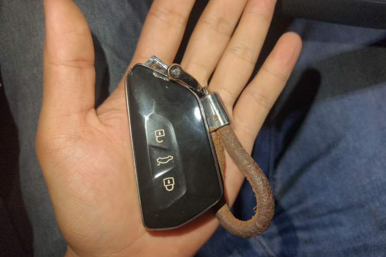 Used Volkswagen ID.6 CROZZ 2022 Long-Range PRO Edition Vehicle Key