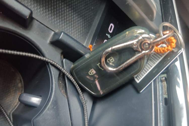Used Volkswagen ID.6 CROZZ 2022 Long-Range Lite PRO Edition Vehicle Key