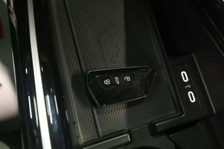Used Volkswagen ID.6 CROZZ 2022 Standard Range PURE Edition Vehicle Key