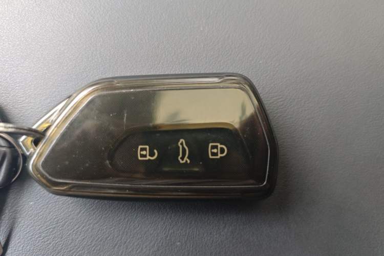 Used Volkswagen ID.6 CROZZ 2022 Long-Range Lite PRO Edition Vehicle Key