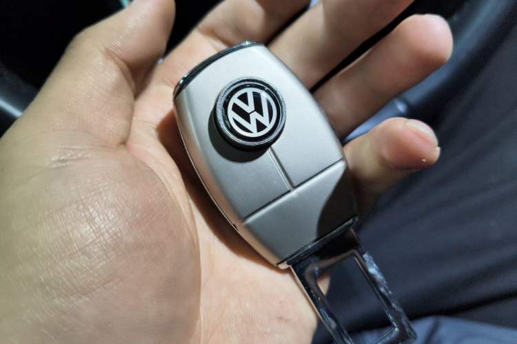 Used Volkswagen ID.6 CROZZ 2022 Long-Range PRO Edition Vehicle Key