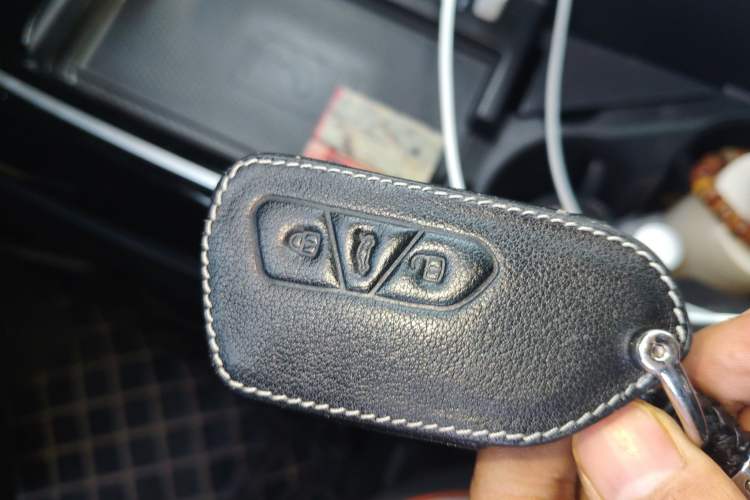 Used Volkswagen ID.6 CROZZ 2022 Long-Range PRO Edition Vehicle Key