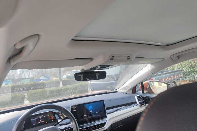 Used Volkswagen ID.6 CROZZ 2022 Long-Range PRO Edition Headliner