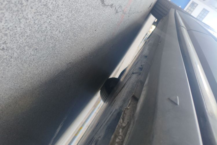 Used Volkswagen ID.6 CROZZ 2022 Long-Range PRO Edition Left Side Sill