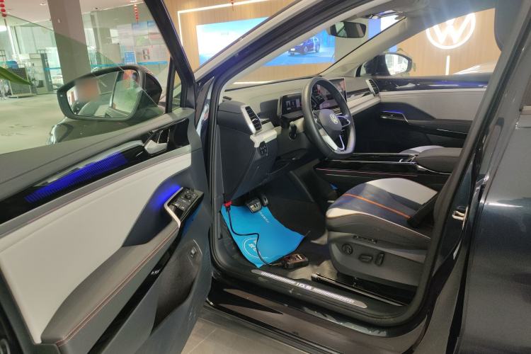 Used Volkswagen ID.6 CROZZ 2022 Long-Range PRO Edition Driver Seat