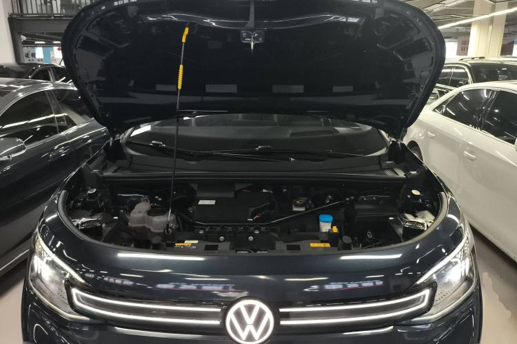 Used Volkswagen ID.6 CROZZ 2022 Long-Range PRO Edition Engine Bay
