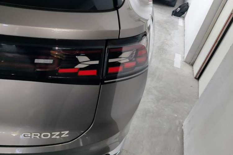 Used Volkswagen ID.6 CROZZ 2022 Long-Range PRO Edition Exterior 3